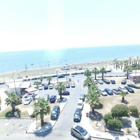 Zorbas No 2 Apartment Larnaca Exterior photo