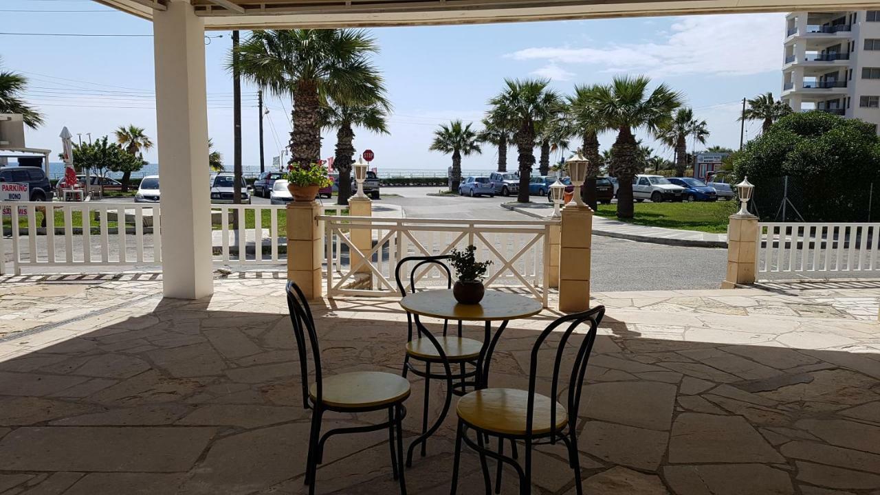Zorbas No 2 Apartment Larnaca Exterior photo